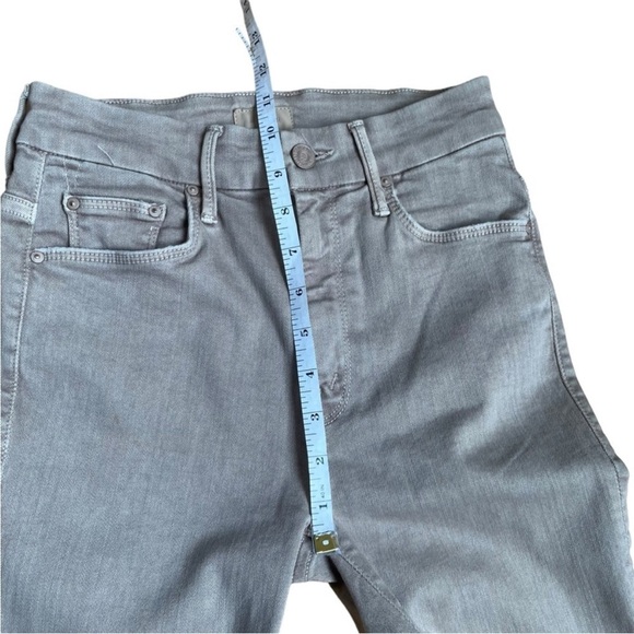 MOTHER High Waisted Looker Ankle Fray Wash Khaki Pants
Size 23 (measures to 24) - Picture 12 of 15